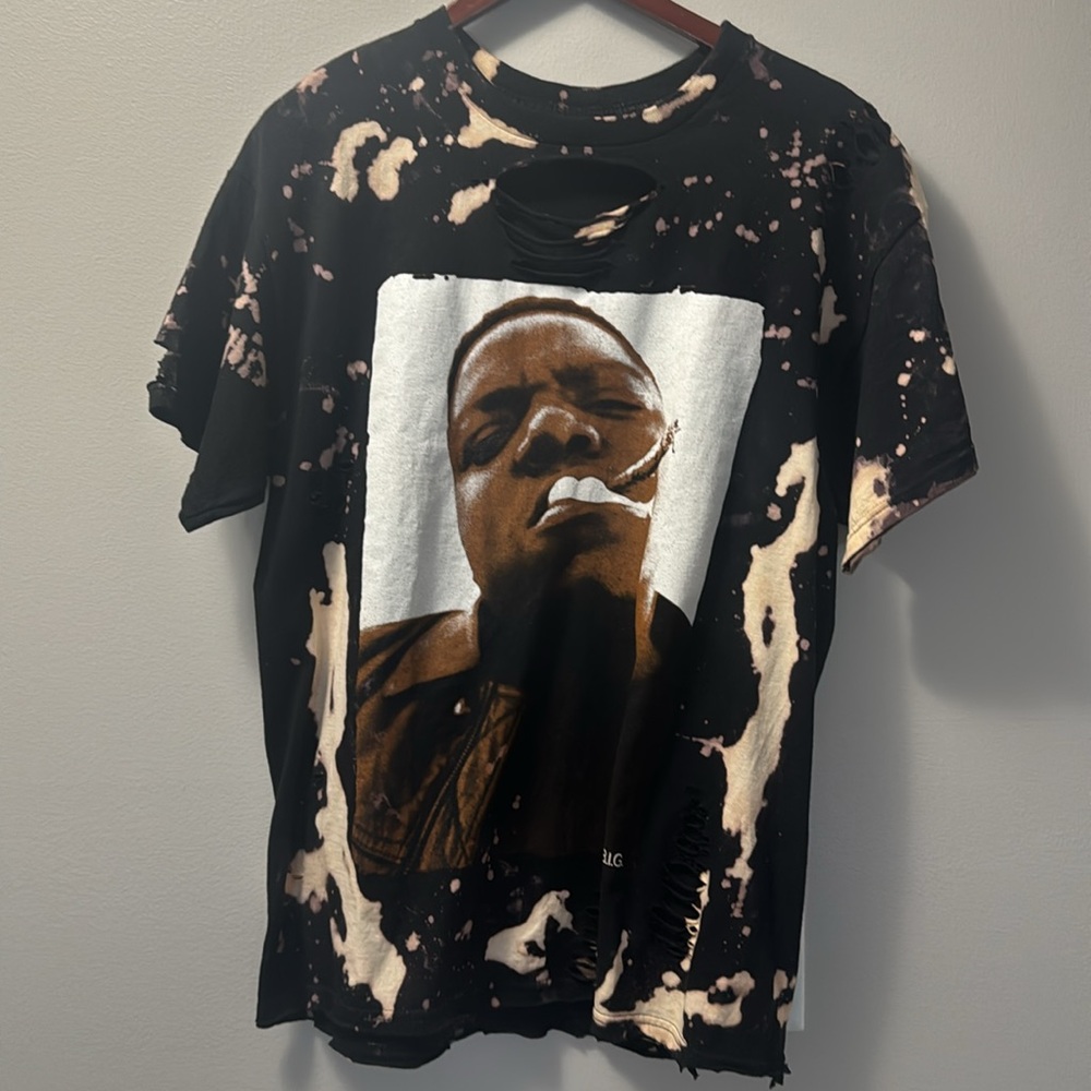 Black and Cream Graphic T-Shirt
